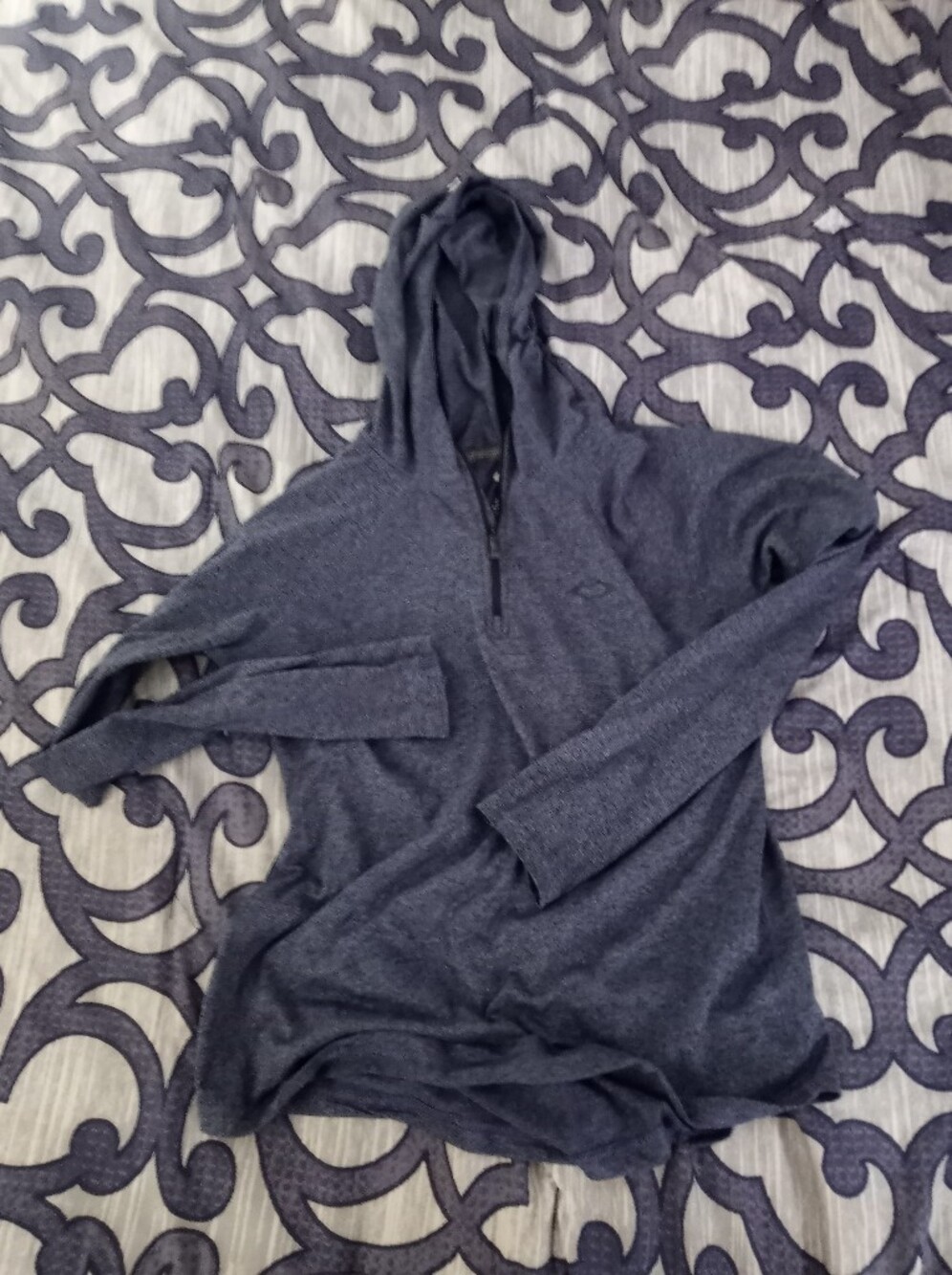 👠OAKLEY Mens Hooded Top👠